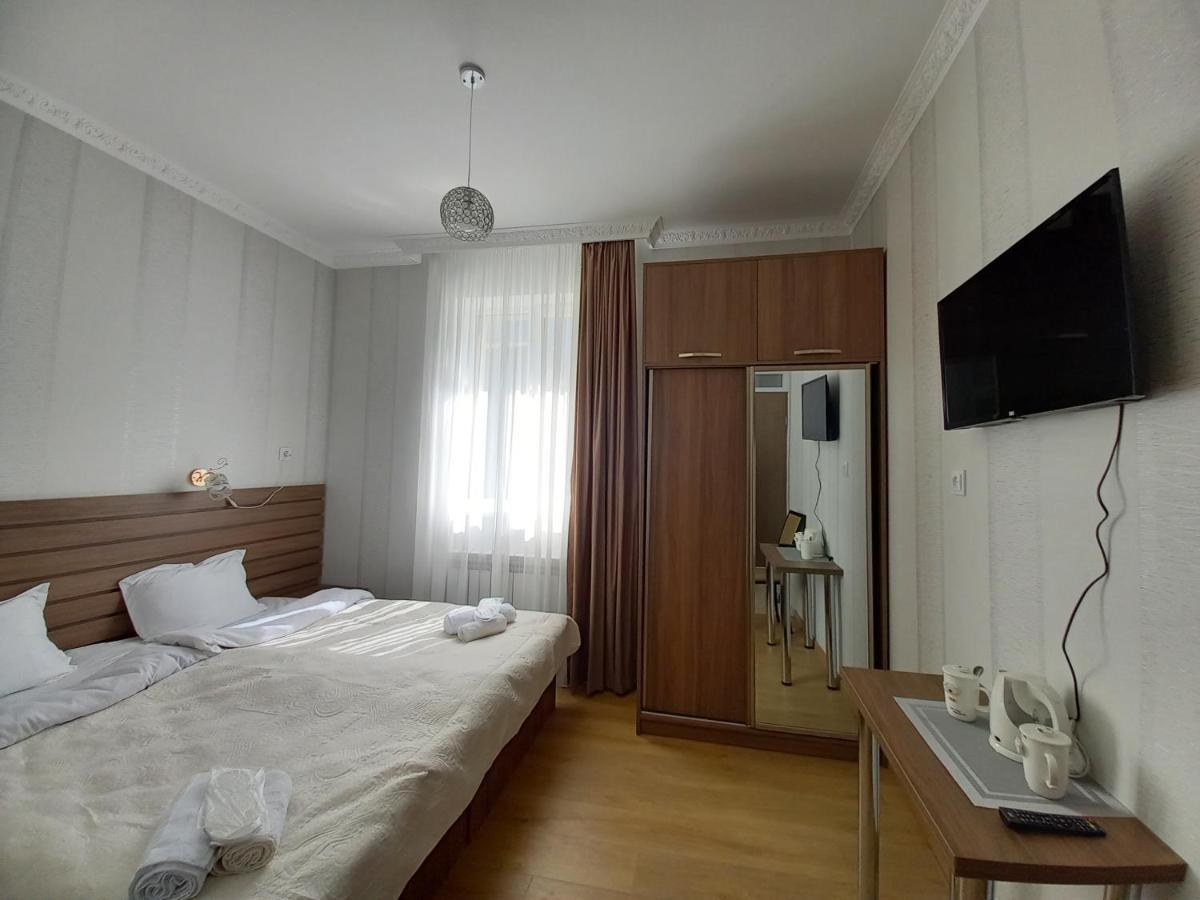 Mountain Heart Bed and Breakfast Kazbegi Exteriör bild